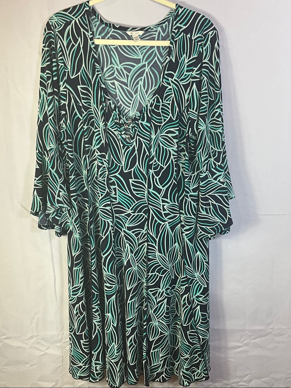 Est. 1946 3/4 Length Flaired Sleeve Floral Midi Dress Size 22 to 24W